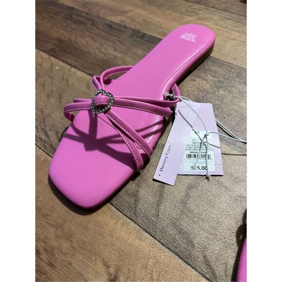 Wild Fable Pink Strappy Sandals With Heart Gem Woman’s Size 10 NEW - Picture 4 of 8